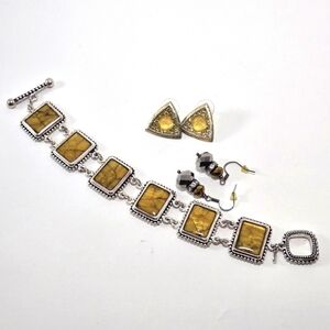 Premier Designs Bracelet Chunky Golden Acrylic with Silvertone Toggle Clasp Set